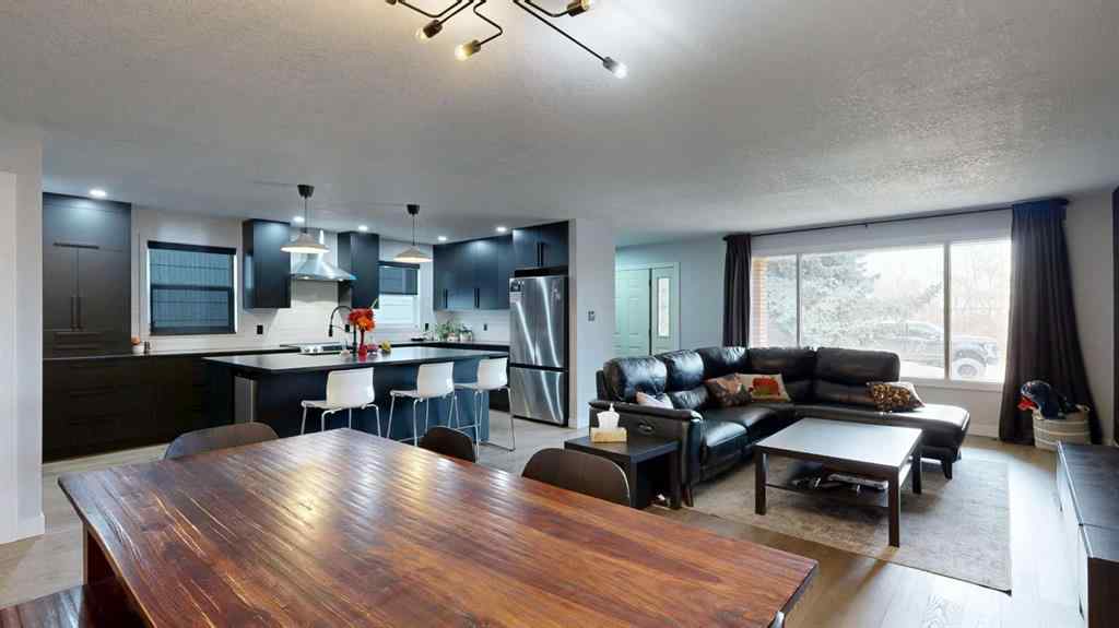 MLS® A2266934 - 6117 51 Avenue  in Rosedale Stettler, Residential