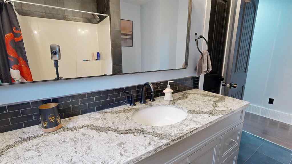 MLS® A2266934 - 6117 51 Avenue  in Rosedale Stettler, Residential