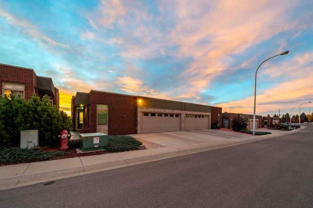 MLS® A2266936 - 30 Palisades Mews NE in Northeast Crescent Heights Medicine Hat, Residential