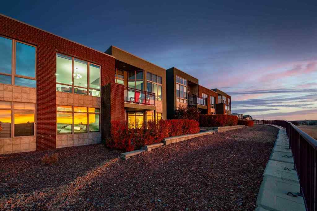 MLS® A2266936 - 30 Palisades Mews NE in Northeast Crescent Heights Medicine Hat, Residential