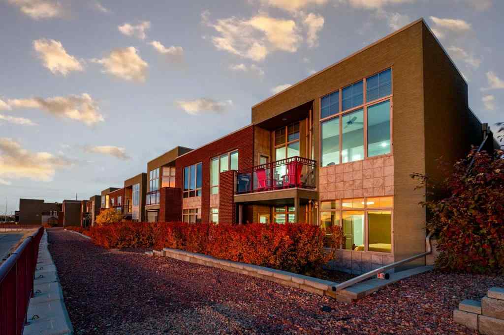 MLS® A2266936 - 30 Palisades Mews NE in Northeast Crescent Heights Medicine Hat, Residential