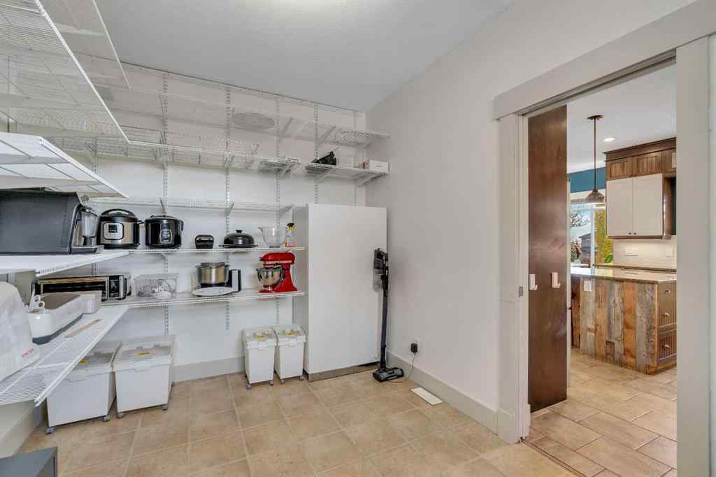 MLS® A2266937 - 315 Crystal Green Close  in Crystal Green Okotoks, Residential