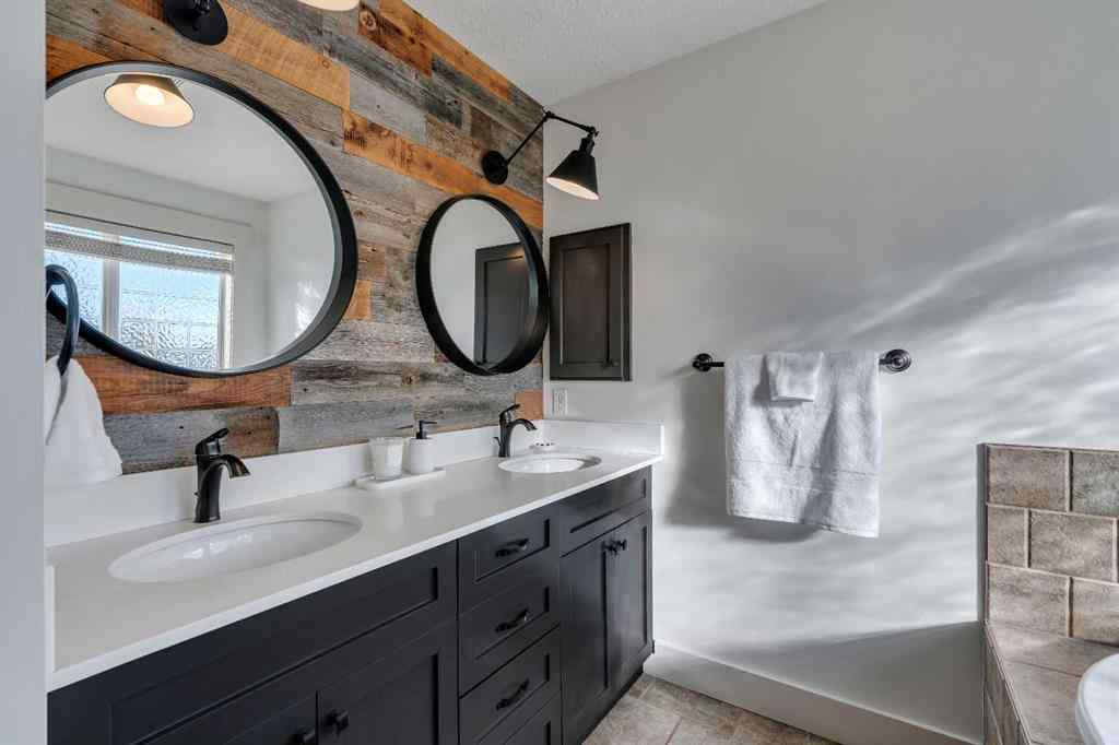 MLS® A2266937 - 315 Crystal Green Close  in Crystal Green Okotoks, Residential