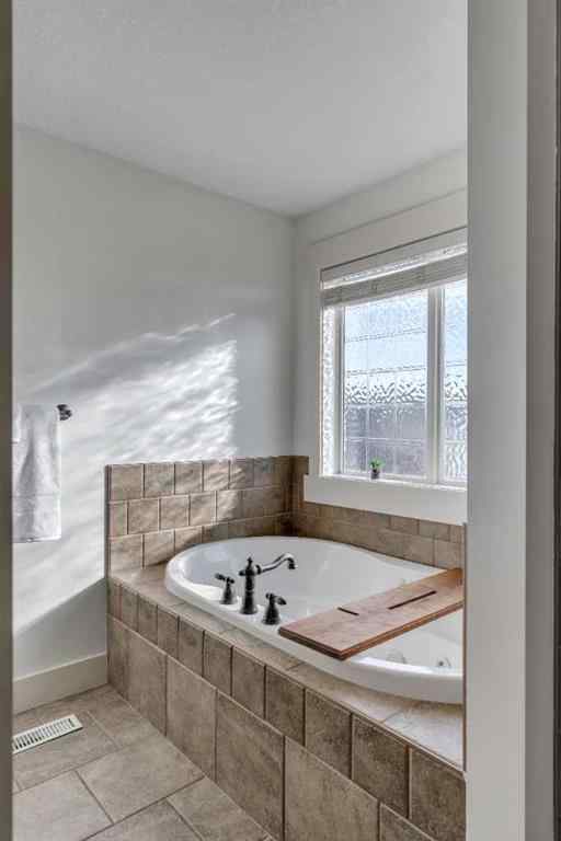 MLS® A2266937 - 315 Crystal Green Close  in Crystal Green Okotoks, Residential