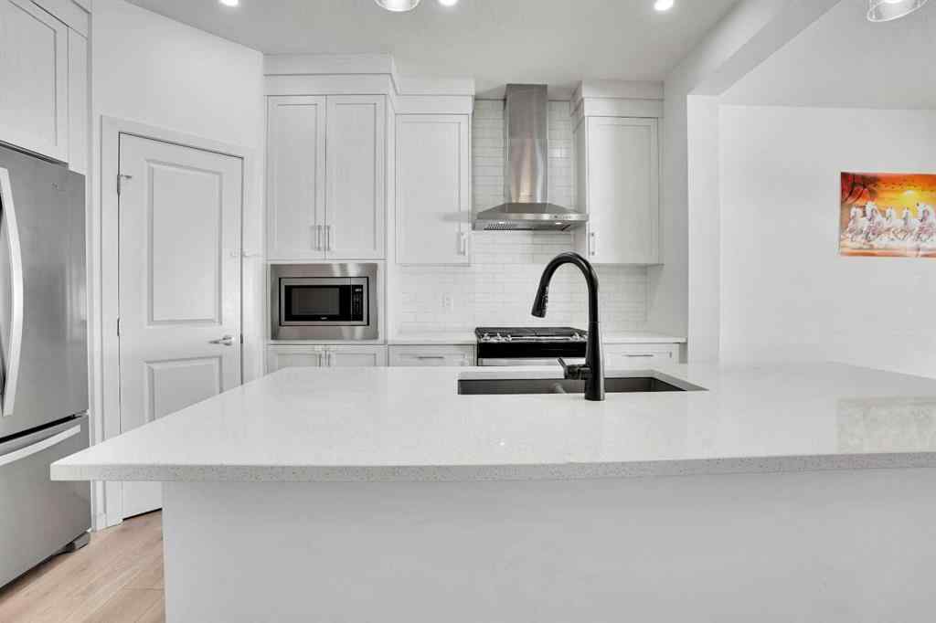 MLS® A2266938 - 1517 Bayview Point SW in Bayview Airdrie, Residential