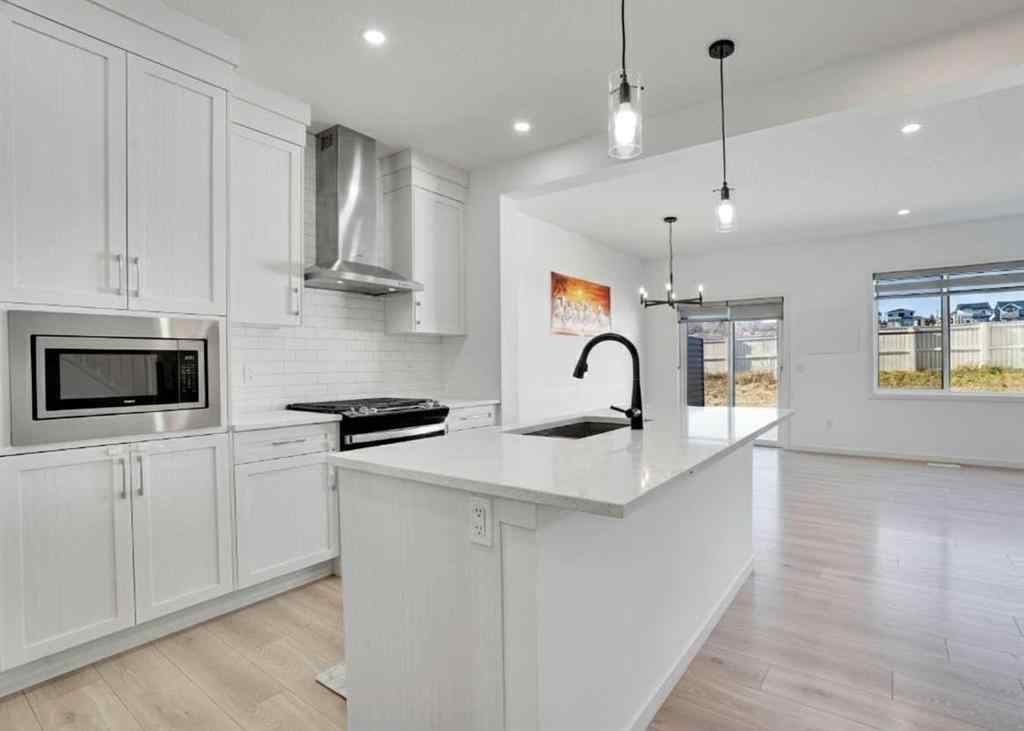 MLS® A2266938 - 1517 Bayview Point SW in Bayview Airdrie, Residential