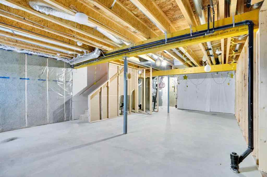 MLS® A2266938 - 1517 Bayview Point SW in Bayview Airdrie, Residential