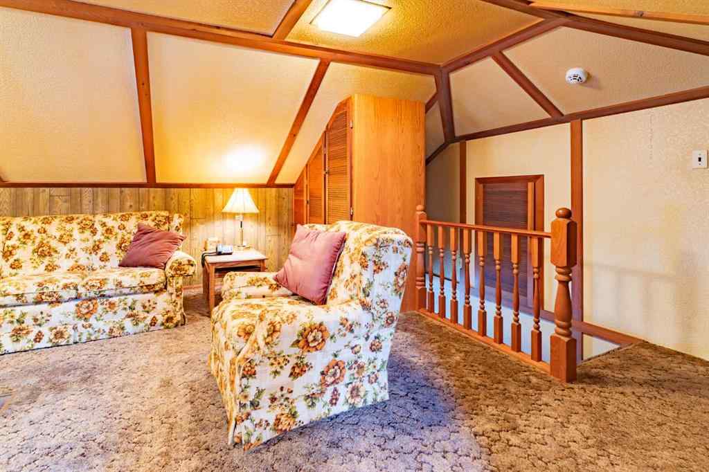 MLS® A2266939 - 61 2 Street SW in SW Hill Medicine Hat, Residential