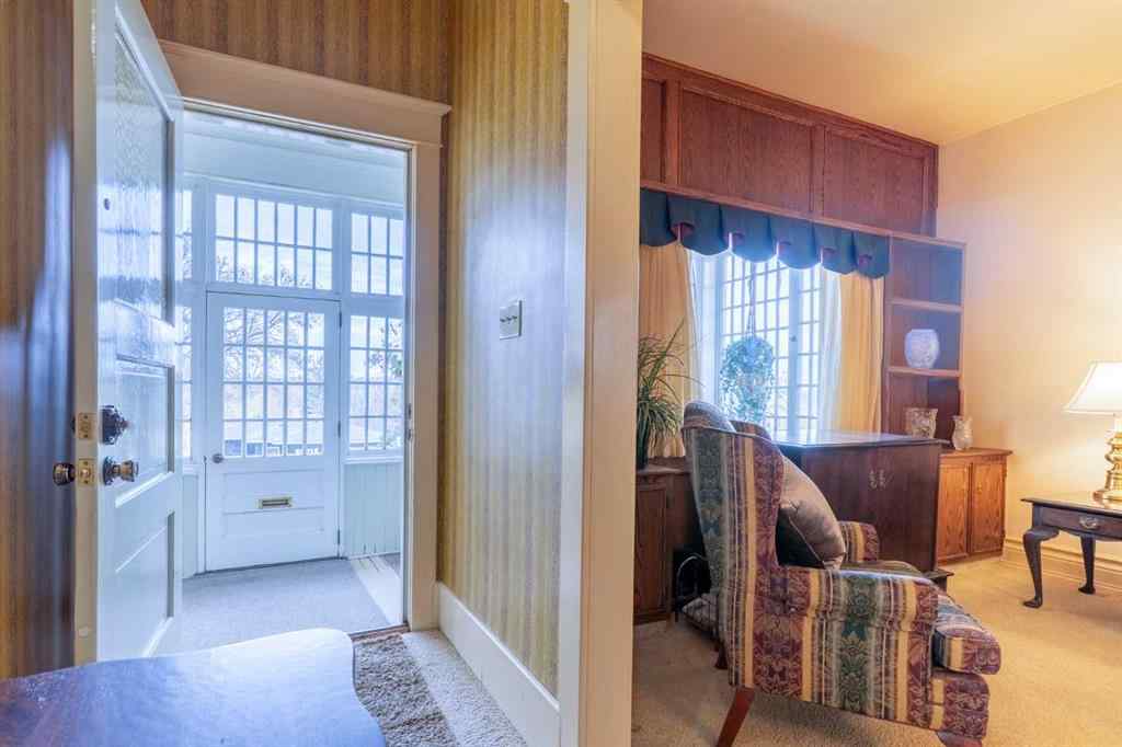 MLS® A2266939 - 61 2 Street SW in SW Hill Medicine Hat, Residential