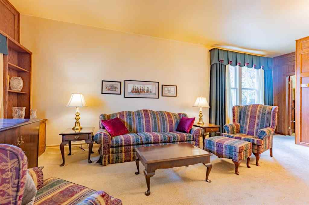 MLS® A2266939 - 61 2 Street SW in SW Hill Medicine Hat, Residential