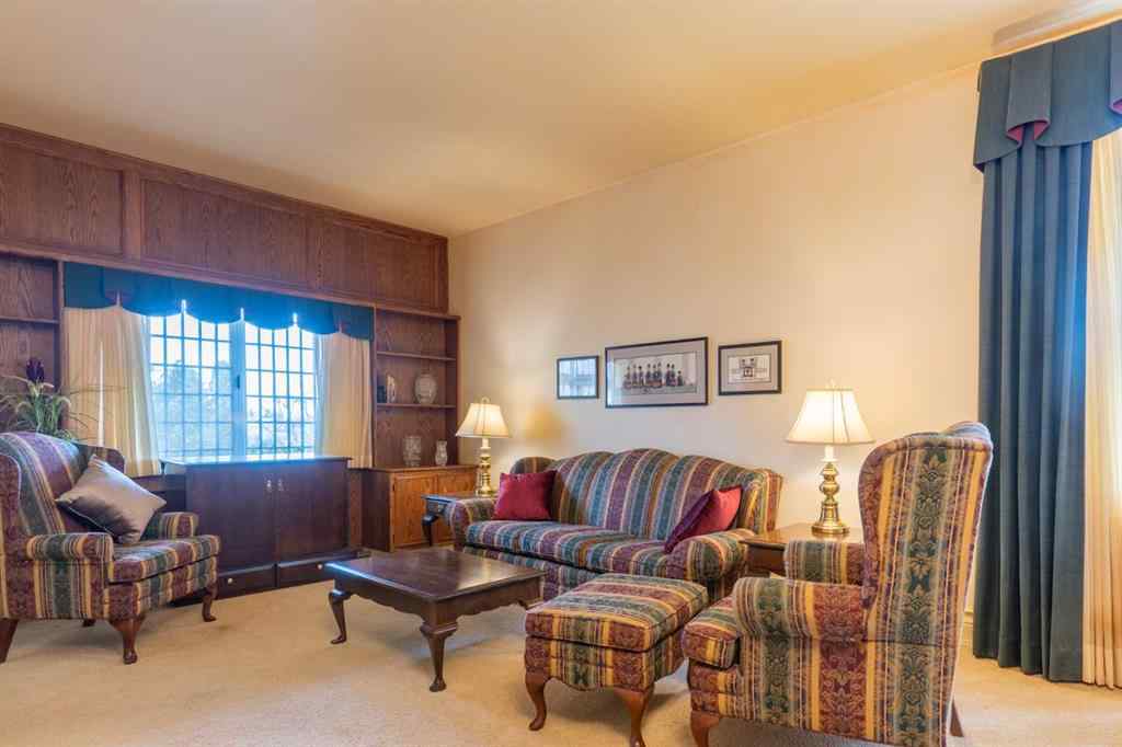 MLS® A2266939 - 61 2 Street SW in SW Hill Medicine Hat, Residential