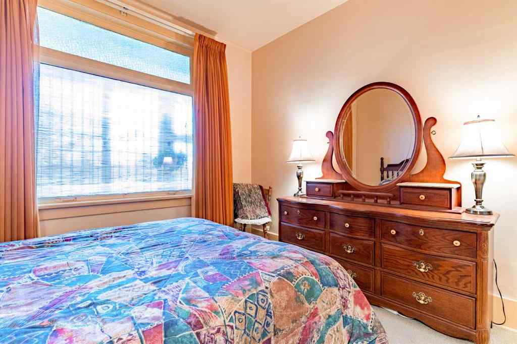 MLS® A2266939 - 61 2 Street SW in SW Hill Medicine Hat, Residential