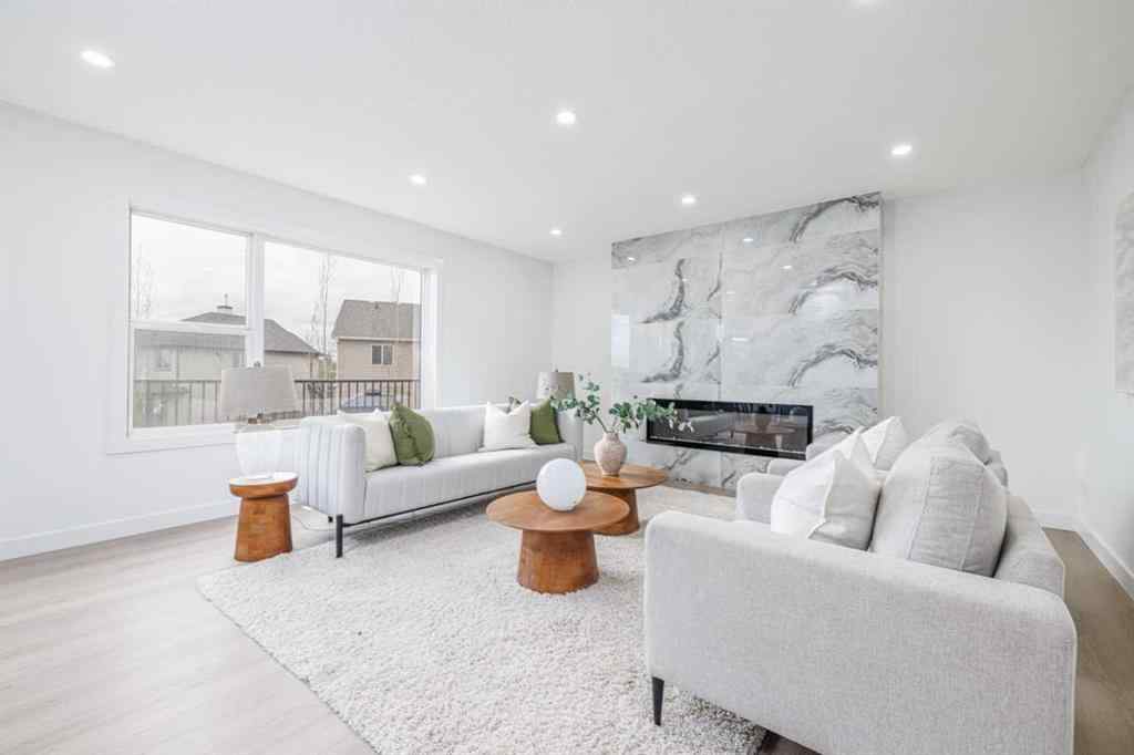 MLS® A2266940 - 208 Coopers Hill SW in Coopers Crossing Airdrie, Residential