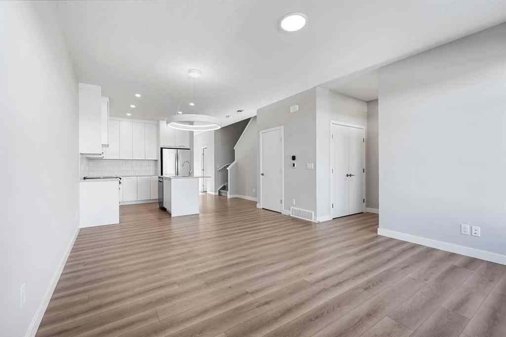 MLS® A2266945 - 7031 Rangeview Avenue SE in Rangeview Calgary, Residential