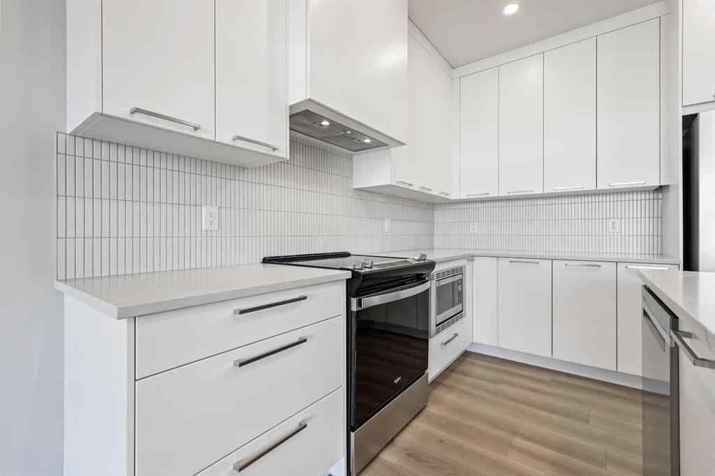 MLS® A2266945 - 7031 Rangeview Avenue SE in Rangeview Calgary, Residential