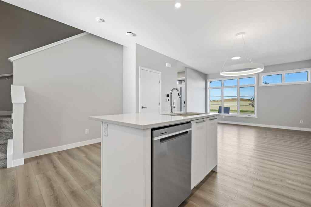 MLS® A2266945 - 7031 Rangeview Avenue SE in Rangeview Calgary, Residential