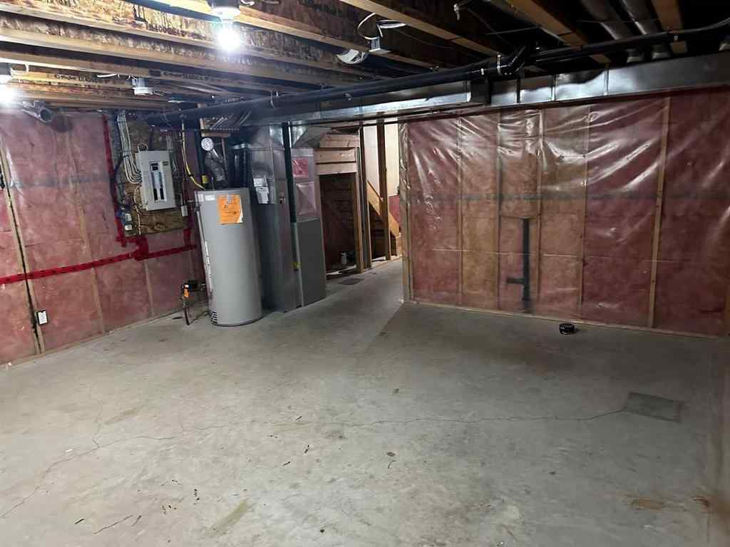 MLS® A2266949 - 10329 70 Avenue  in Mission Heights Grande Prairie, Residential