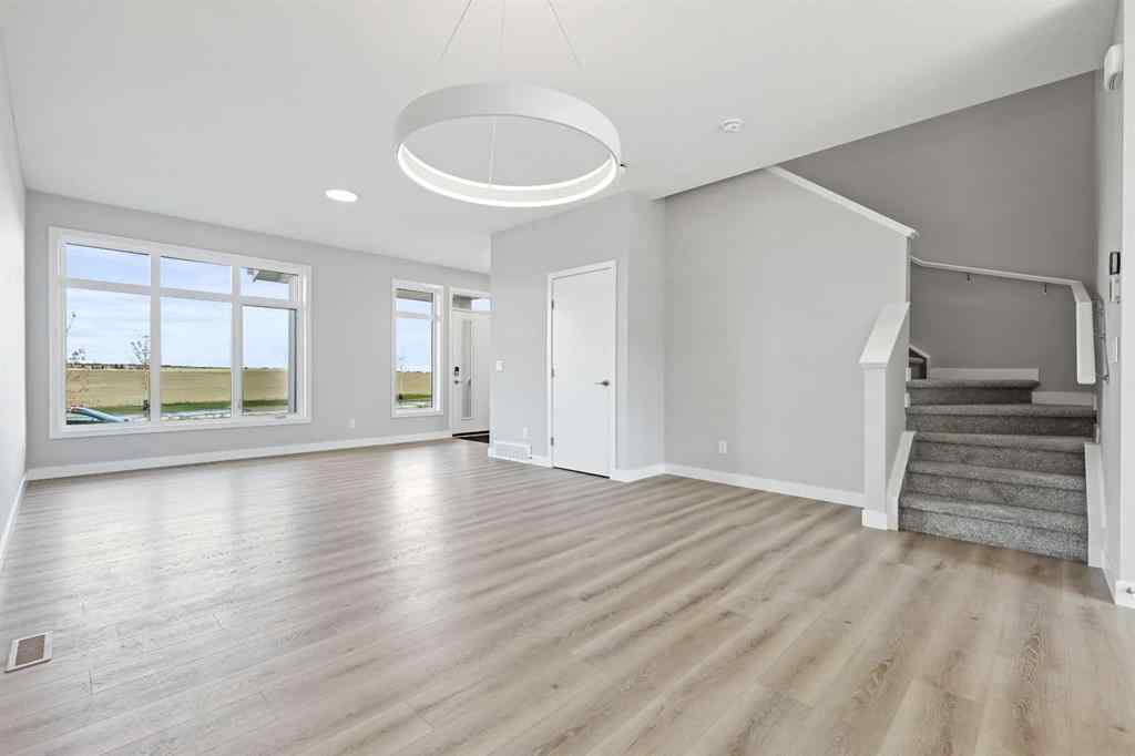 MLS® A2266950 - 7019 Rangeview Avenue SE in Rangeview Calgary, Residential