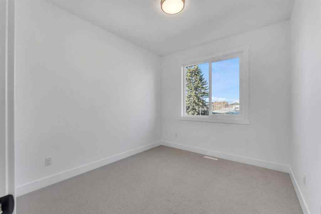 MLS® A2266951 - 454 22 Avenue NE in Winston Heights/Mountview Calgary, Residential