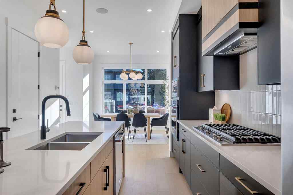 MLS® A2266951 - 454 22 Avenue NE in Winston Heights/Mountview Calgary, Residential