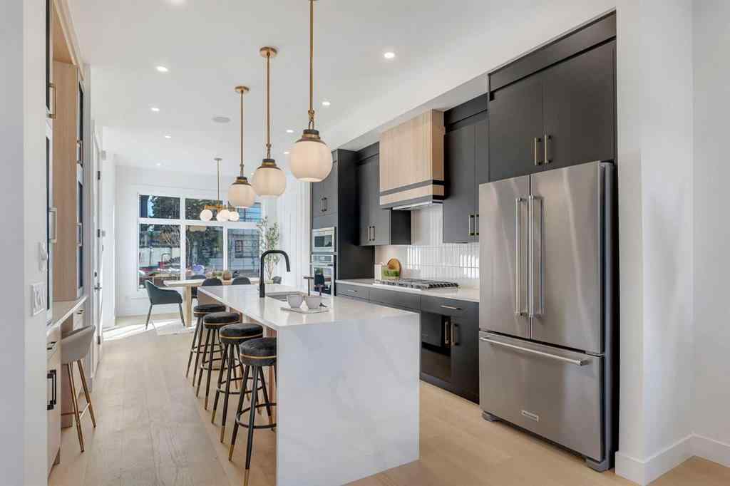 MLS® A2266951 - 454 22 Avenue NE in Winston Heights/Mountview Calgary, Residential