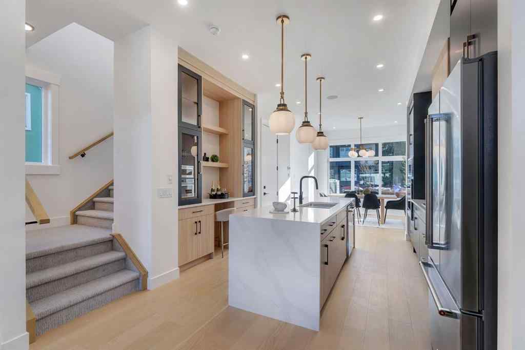 MLS® A2266951 - 454 22 Avenue NE in Winston Heights/Mountview Calgary, Residential