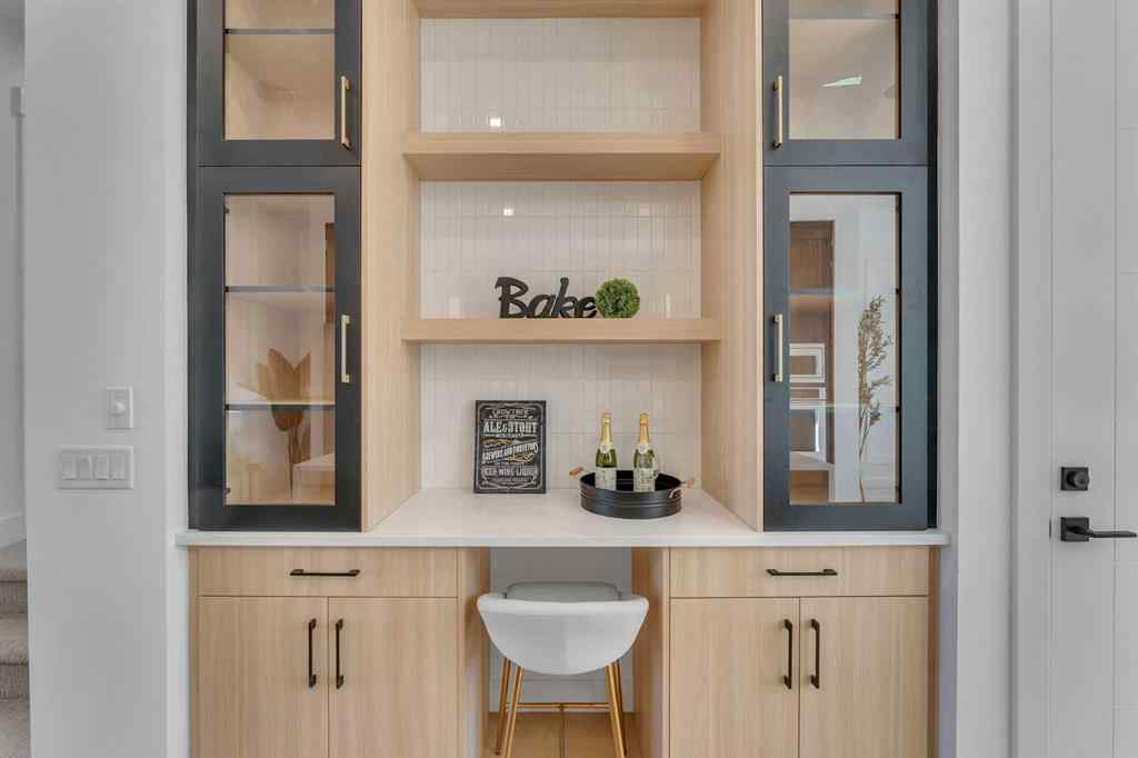 MLS® A2266951 - 454 22 Avenue NE in Winston Heights/Mountview Calgary, Residential