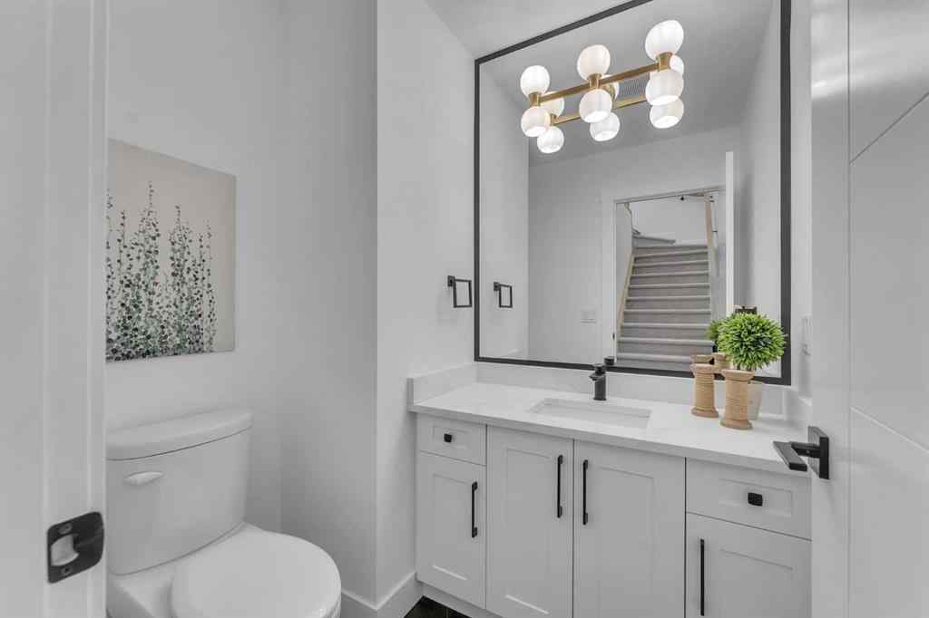 MLS® A2266951 - 454 22 Avenue NE in Winston Heights/Mountview Calgary, Residential