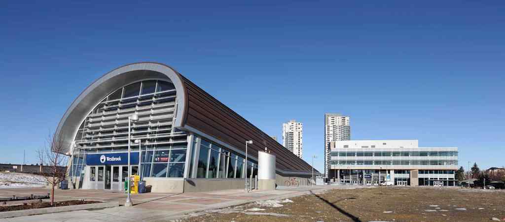 MLS&reg; # A2266952 - Unit #3 2804 17 Avenue SW in Shaganappi Calgary, Residential Open Houses