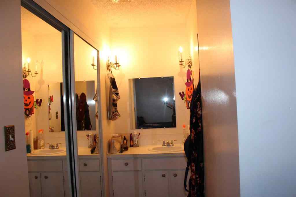 MLS® A2266955 - 139 W 100  S in NONE Raymond, Residential