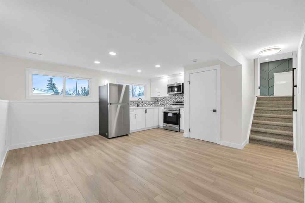 MLS® A2266957 - 220 60 Street SE in Penbrooke Meadows Calgary, Residential