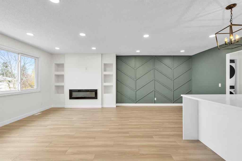 MLS® A2266957 - 220 60 Street SE in Penbrooke Meadows Calgary, Residential