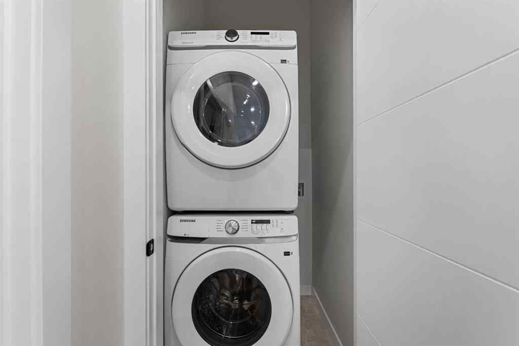 MLS® A2266958 - 27 Wolf Crescent  in Wedderburn Okotoks, Residential