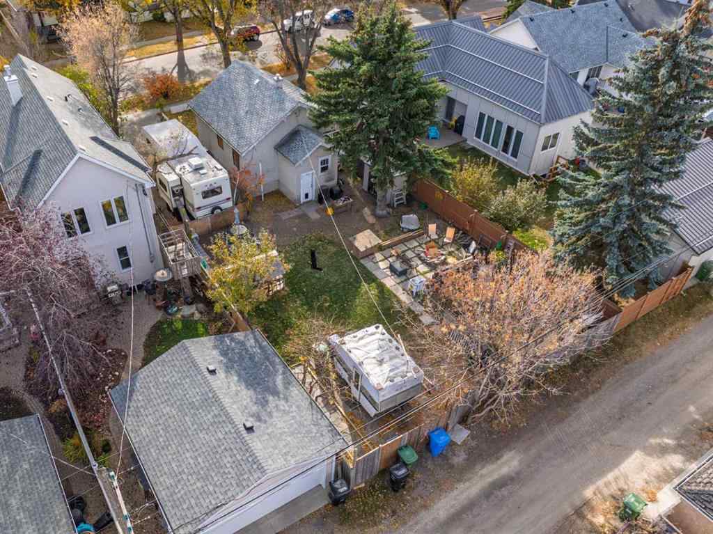 MLS® A2266959 - 412 27 Avenue NW in Mount Pleasant Calgary, Residential