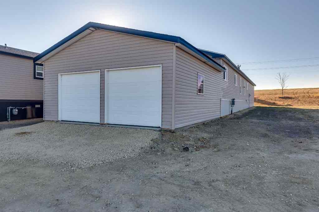 MLS® A2266960 - 18 McKay Place  in Mckay Ranch Blackfalds, Mobile