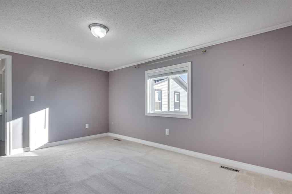 MLS® A2266960 - 18 McKay Place  in Mckay Ranch Blackfalds, Mobile
