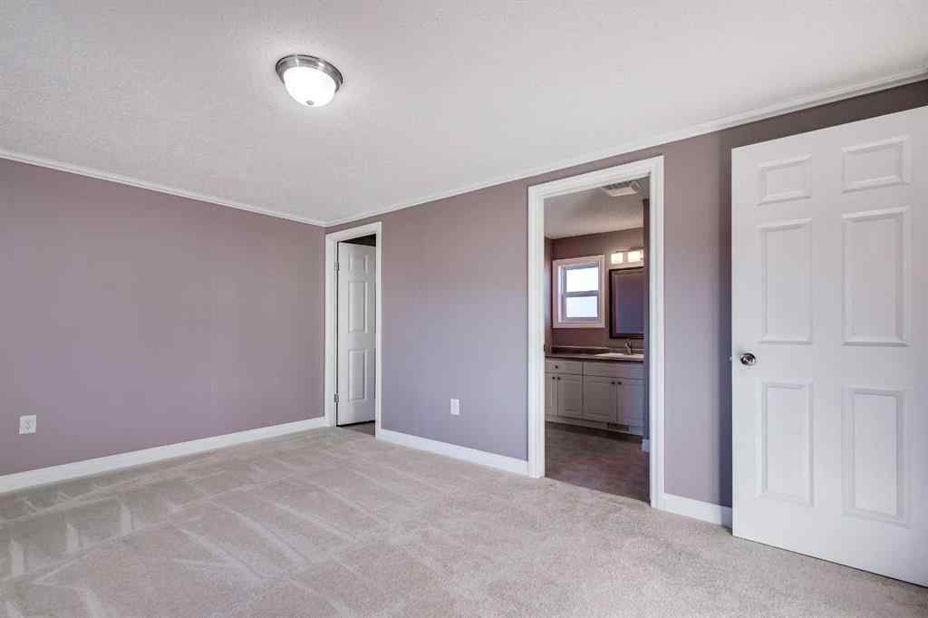 MLS® A2266960 - 18 McKay Place  in Mckay Ranch Blackfalds, Mobile