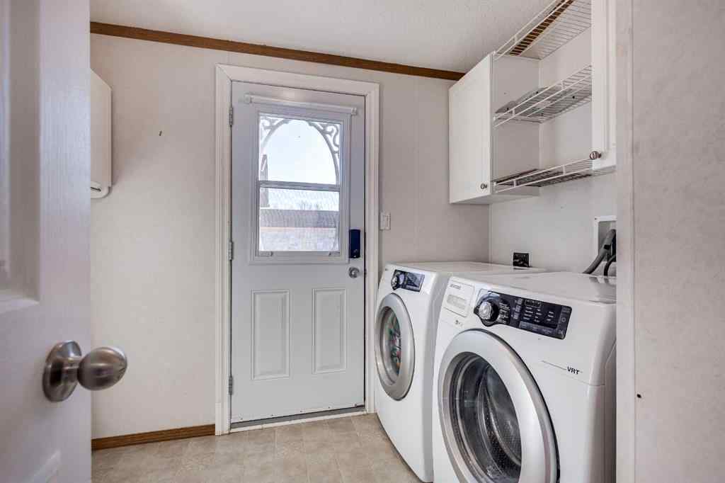 MLS® A2266960 - 18 McKay Place  in Mckay Ranch Blackfalds, Mobile