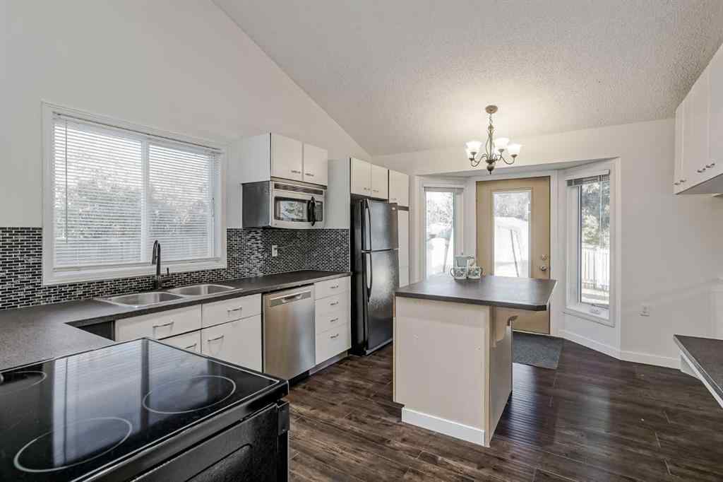 MLS® A2266962 - 8 Millbank Road SW in Millrise Calgary, Residential