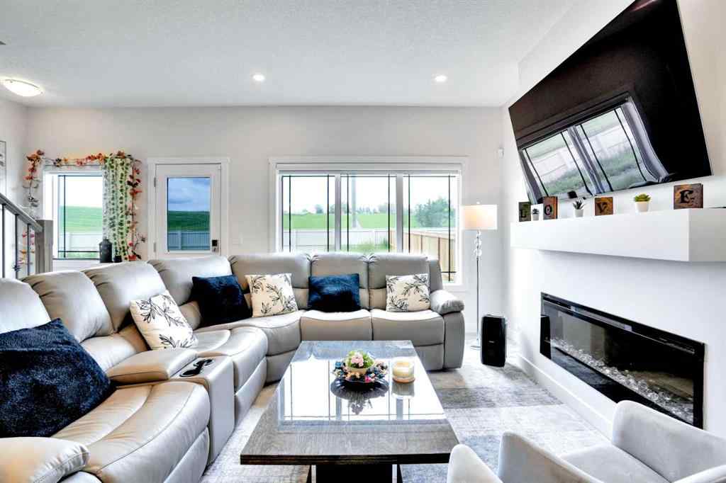 MLS® A2266964 - 1457 Bayview Point SW in Bayview Airdrie, Residential