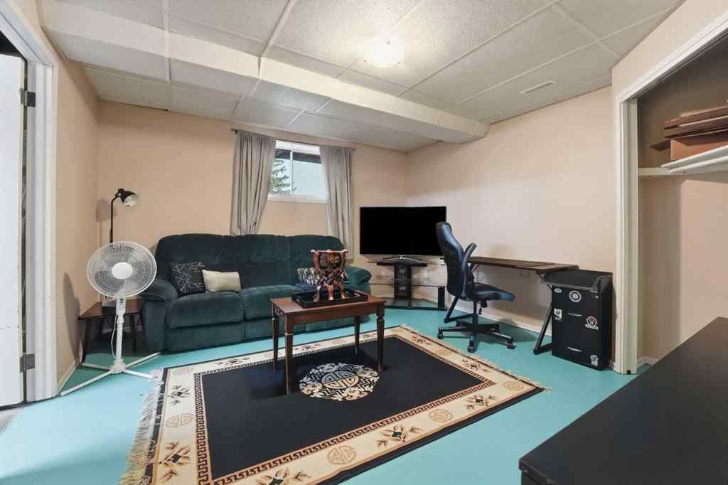 MLS® A2266965 - 62 McLevin Crescent  in Morrisroe Extension Red Deer, Residential