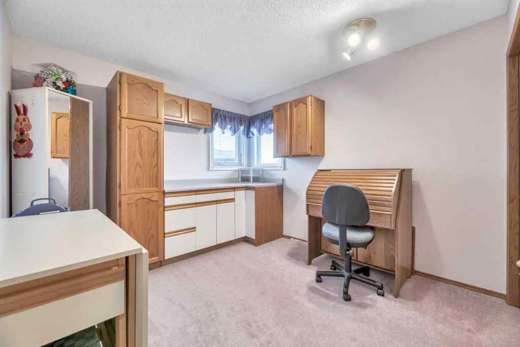 MLS® A2266967 - 517 Lakeside Greens Place  in Lakeside Greens Chestermere, Residential