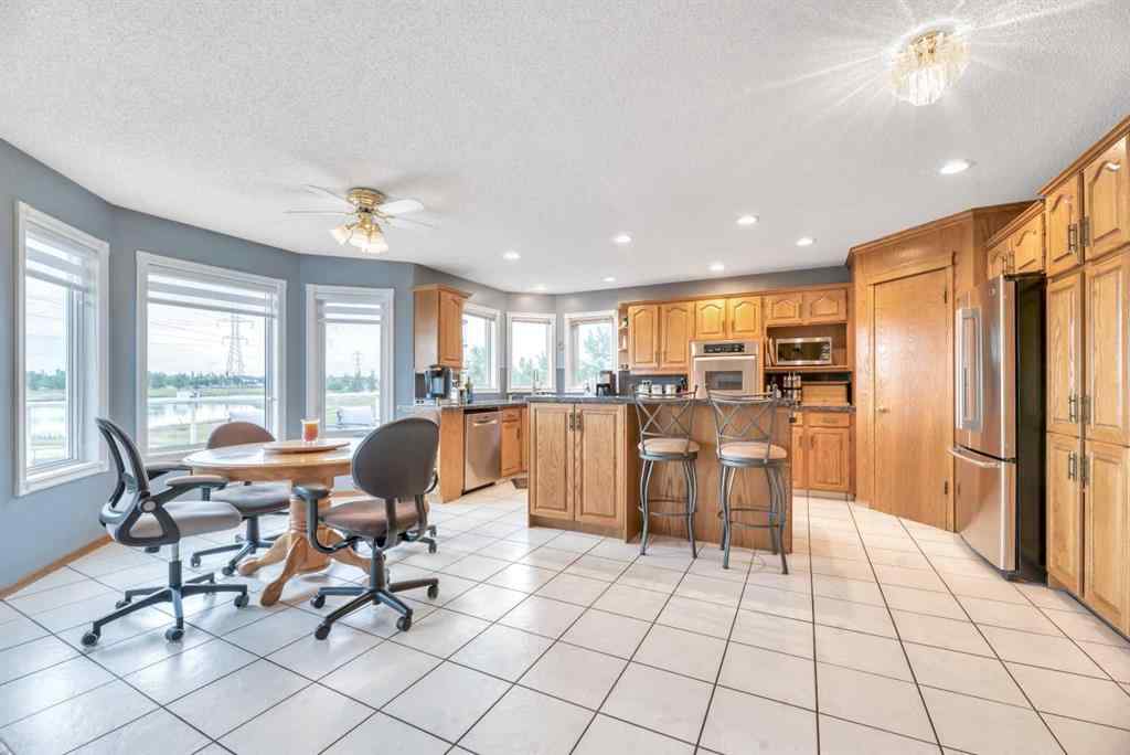 MLS® A2266967 - 517 Lakeside Greens Place  in Lakeside Greens Chestermere, Residential