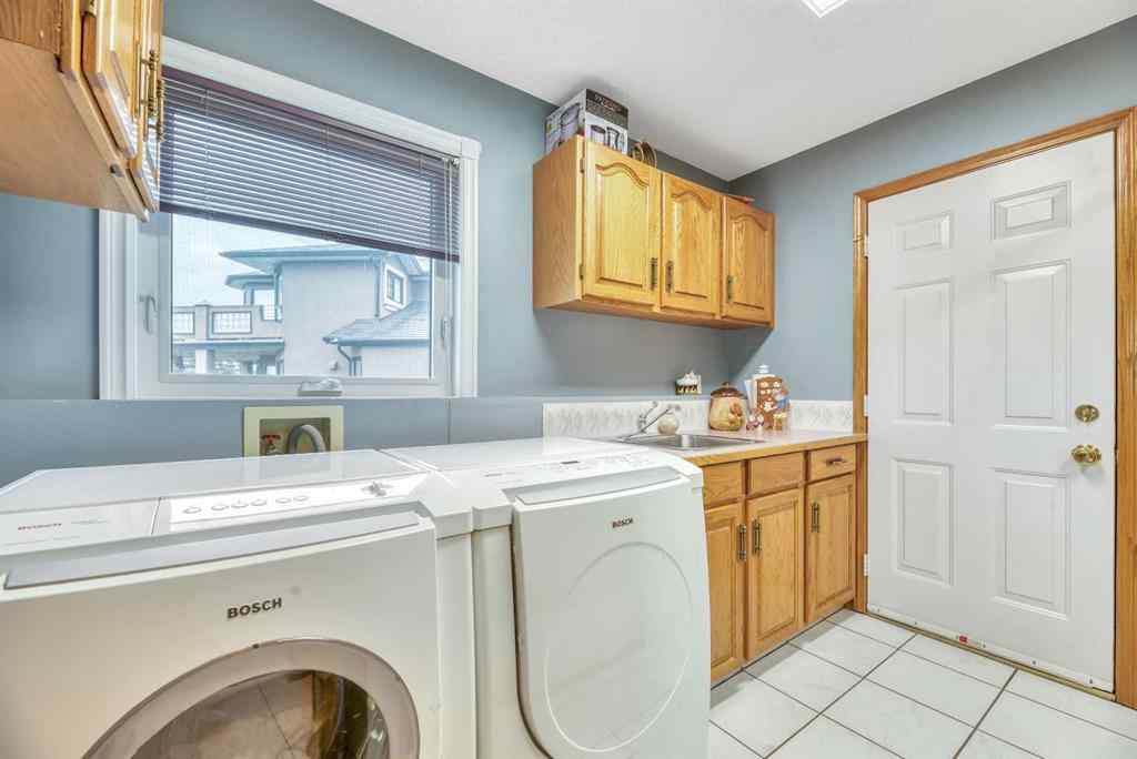 MLS® A2266967 - 517 Lakeside Greens Place  in Lakeside Greens Chestermere, Residential