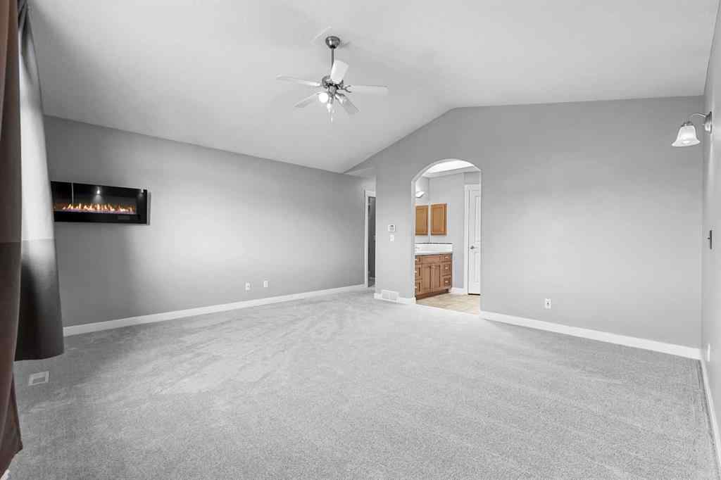 MLS® A2266971 - 276 Oakmere Close  in Westmere Chestermere, Residential