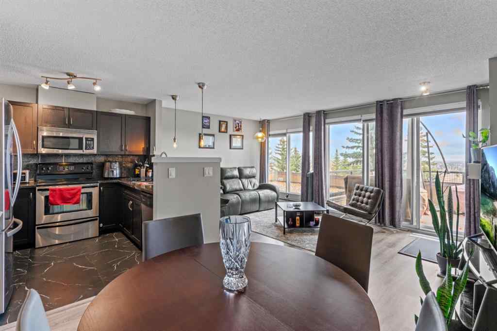 MLS® A2266973 - Unit #10 105 Village Heights SW in Patterson Calgary, Residential