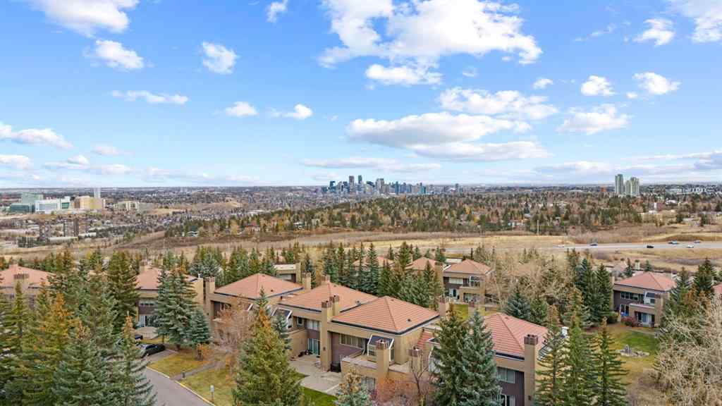 MLS® A2266973 - Unit #10 105 Village Heights SW in Patterson Calgary, Residential