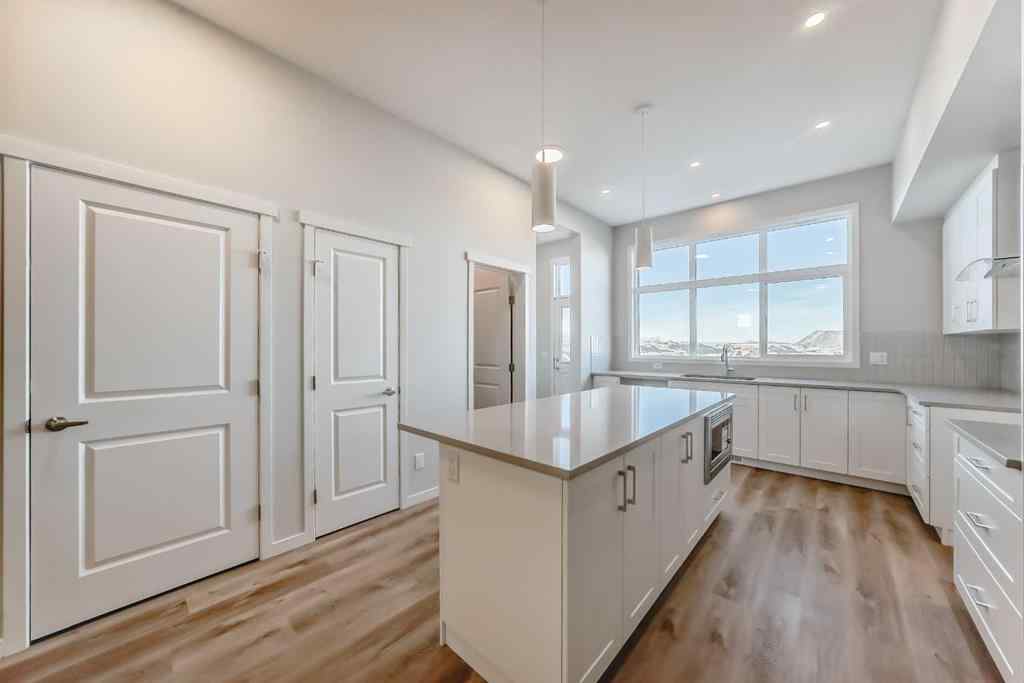 MLS® A2266975 - 1058 Sawgrass Link NW in Sawgrass Park Airdrie, Residential