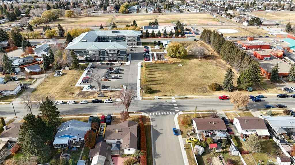 MLS® A2266976 - 4044 50 Avenue  in South Innisfail Innisfail, Residential