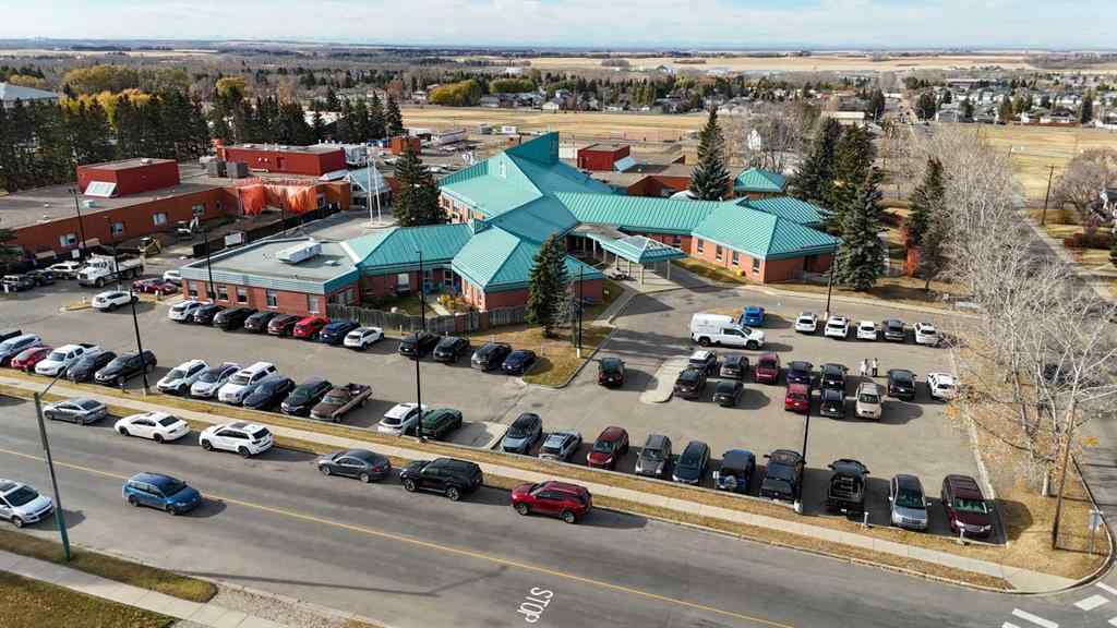 MLS® A2266976 - 4044 50 Avenue  in South Innisfail Innisfail, Residential